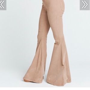 Show Me Your Mumu Cam Cam bells